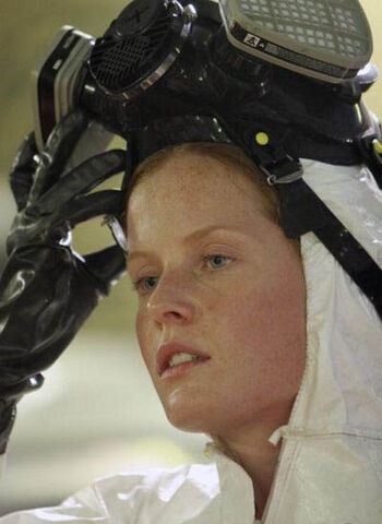 File:CharlotteGasMask.jpg