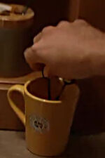 DHARMA-Tasse03.jpg