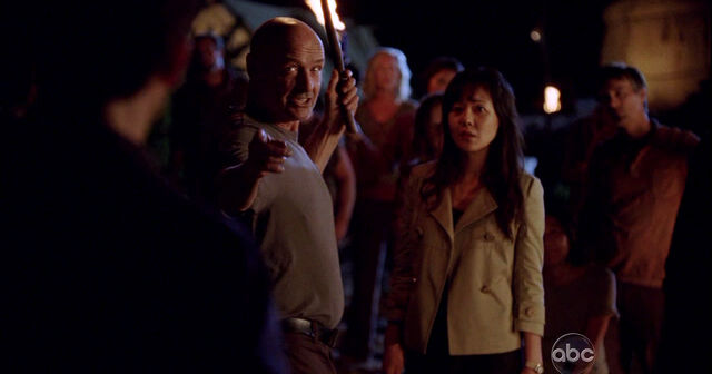 Archivo:5x15 LockeTalksToOthers.jpg