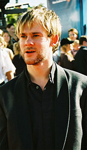 Ficheiro:351px-Dominic Monaghan 2003.jpg