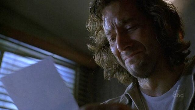 ملف:Desmond's Reaction to Penny's Letter.jpg