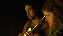 2X13-SayidHurleyMusic.jpg
