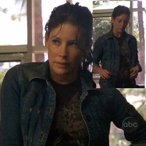 Ficheiro:2x09 Kate Tshirt.jpg