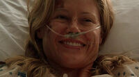 2x01-SarahMiracle.jpg