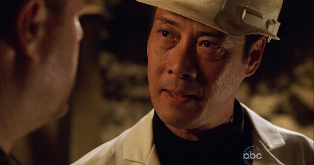 File:5x01 ExplainingTimeTravel.jpg