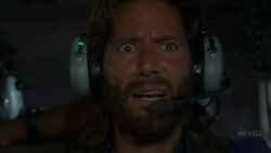 4x05 Desmond Panik.jpg
