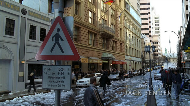 File:4x03 Traffic Sign.jpg