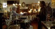 3x08 DesmondRingHawking.jpg