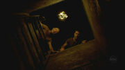 800px-2x01-JackLockeHatch