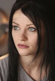 Claire 3x12.jpg