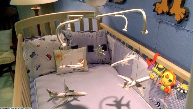 Ficheiro:Staffcrib.jpg