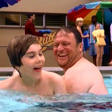 File:Charlie-at-butlins.jpg