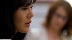 1x23Sun&AmericanWoman.jpg