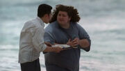 1x02-HurleyFood.jpg