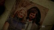 5x03 Theresa y Dan
