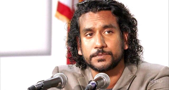 Ficheiro:Sayid4x12ff.jpg