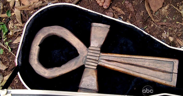 Archivo:Ankh madera.jpg
