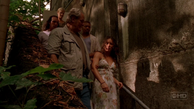 Ficheiro:Lost301tomandkateandthreeotherpeople.png
