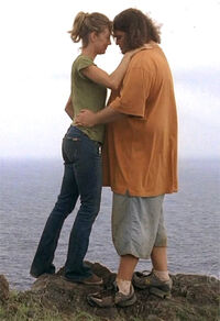 2X18 HurleyLibbyKissing.jpg