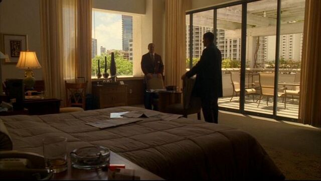 Archivo:800px-1x05hotelroom.jpg