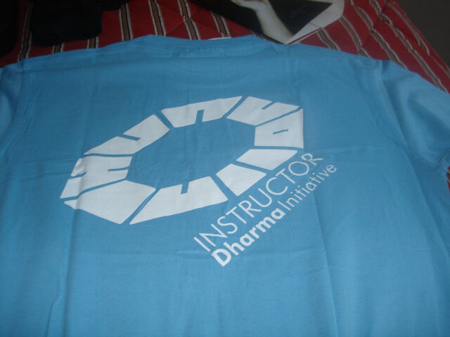 Archivo:Tshirt 2.jpg