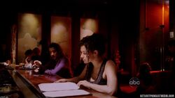 5x10-sayid-ilana-bar.jpg