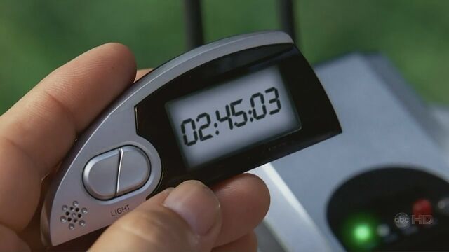 File:4x03 Clock1.jpg