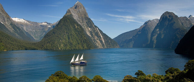 File:Fiordland.jpg
