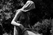 Ravona statue