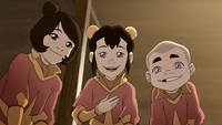Ikki introducing her family