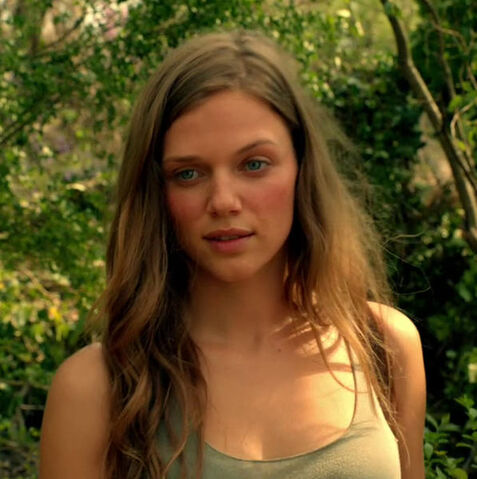 File:Tracy-Spiridakos.jpg