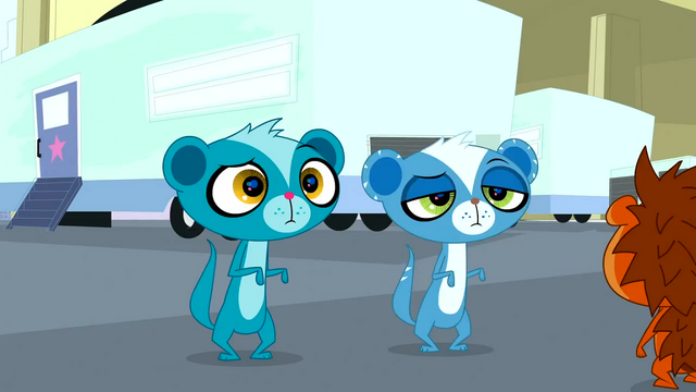 File:Sunil and Shahrukh.png