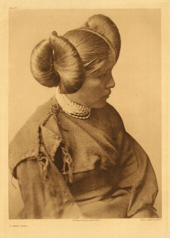 File:Edward S. Curtis Collection People 043.jpg