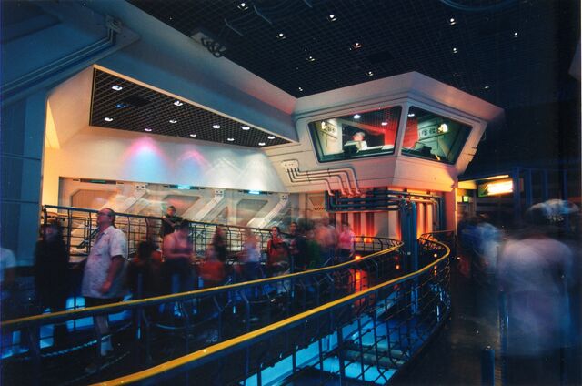 File:Star Tours Cueue.jpg