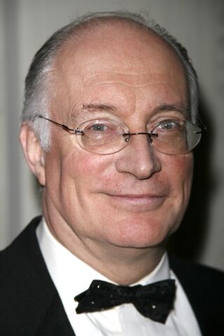 File:SimonJones.jpg