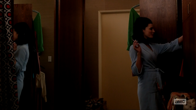 File:6x06 Megans Outfits (03).png