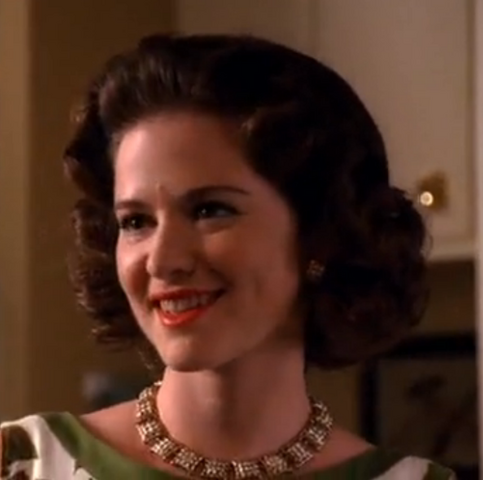 File:Kitty Romano.png