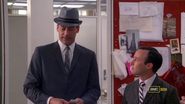 File:The suitcase don bet.jpg