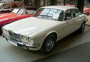 280px-Jaguar XJ Series II