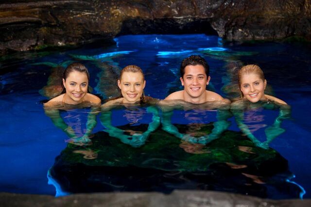 File:Mako Mermaids In Water.jpg