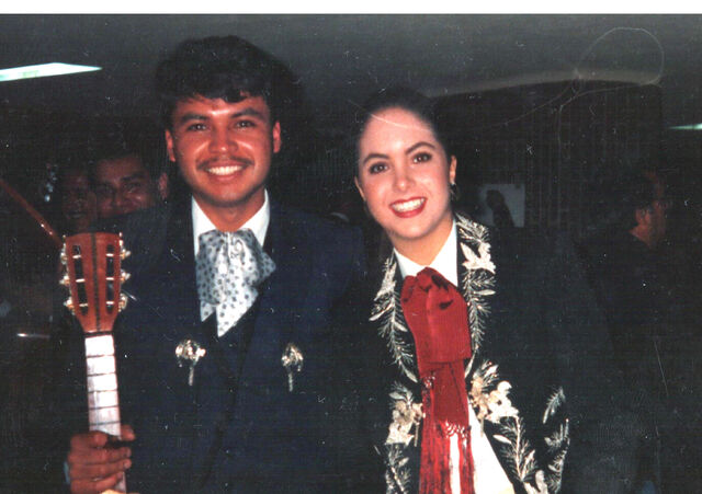 Archivo:Lucero-Tony.jpg