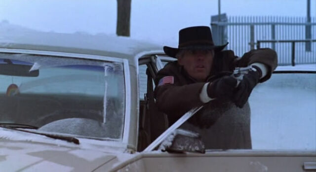 File:Silent Hunter-Revolver-12.jpg
