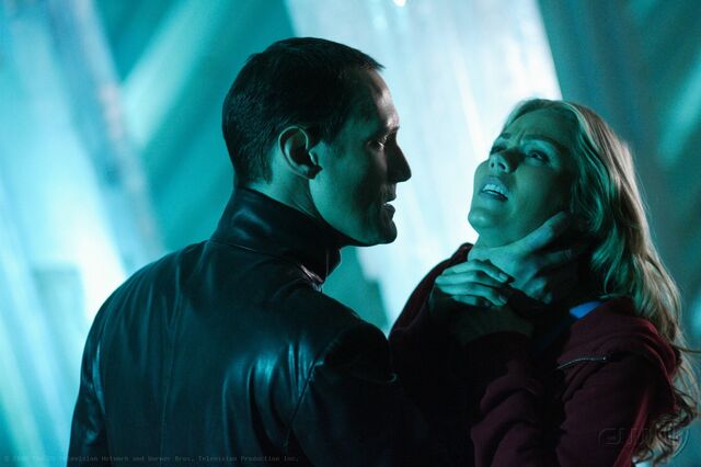 File:Smallville Episode Blue 001.jpg