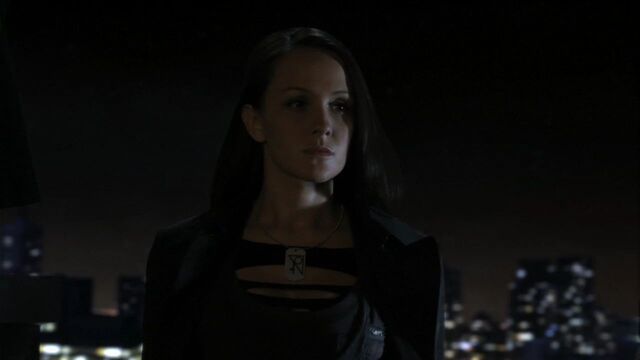 File:Vala Smallville 001.jpg
