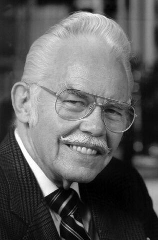 File:Frank Kelly Freas.jpg