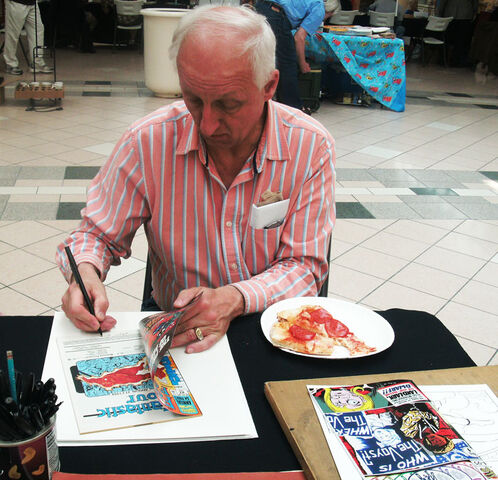 File:Mike Gustovich.jpg