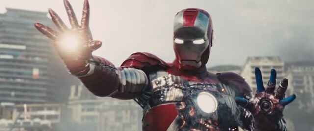 File:Damaged Mark V-Iron Man 2.jpg