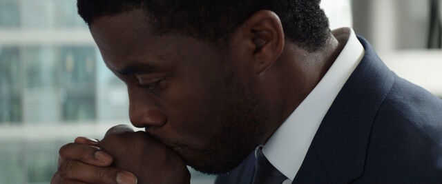 File:TChallaTChaka-HandKiss.jpg