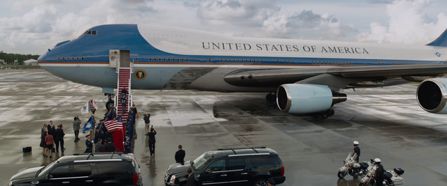 File:Air Force One 2.png