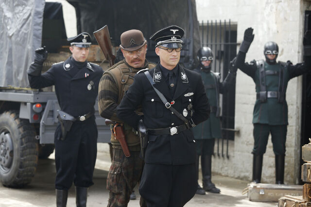File:Shadows promo Reeinhardt Dugan.jpg